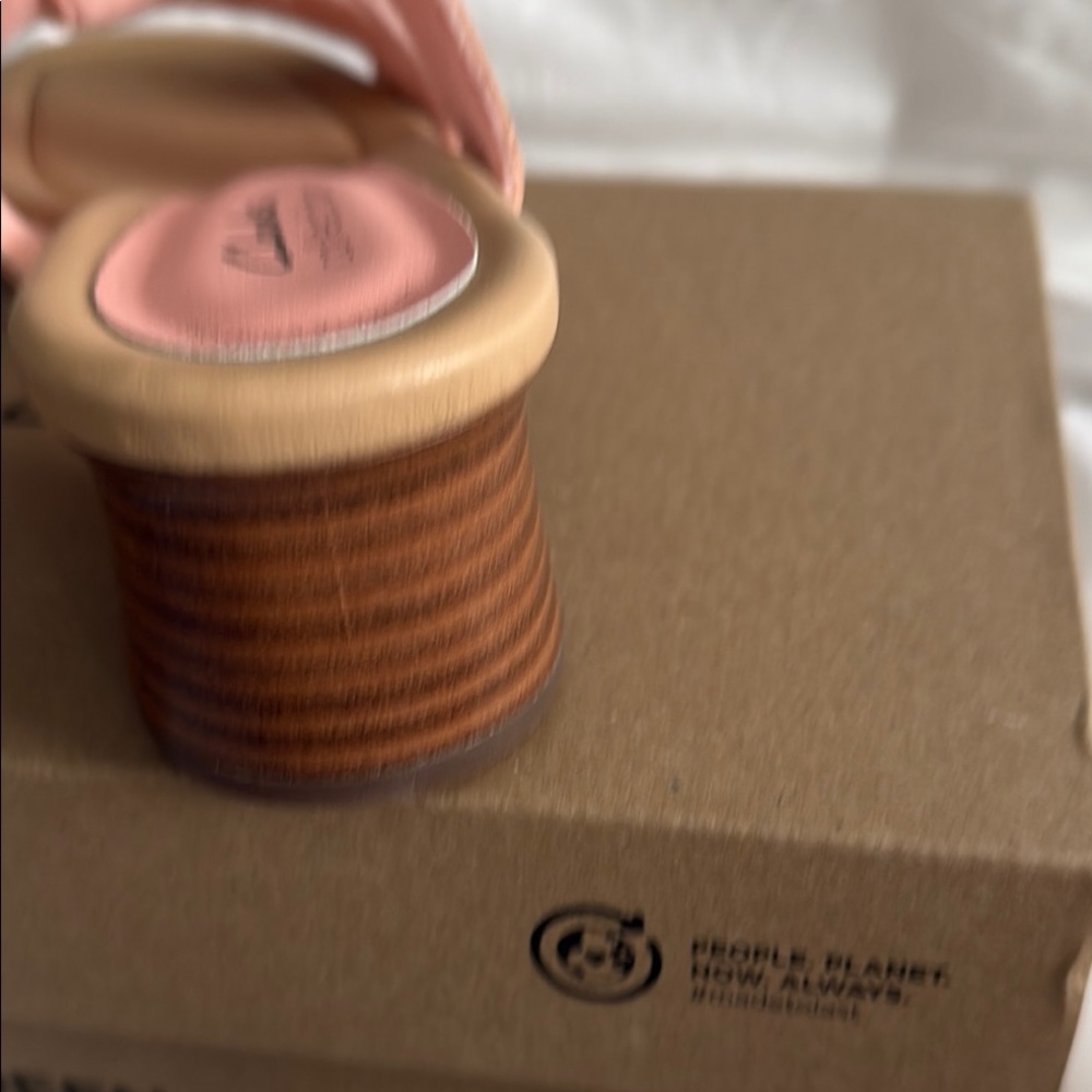 Clarks Pink and Tan Sandals with Buckle Closures New in Box - Picture 7 of 14